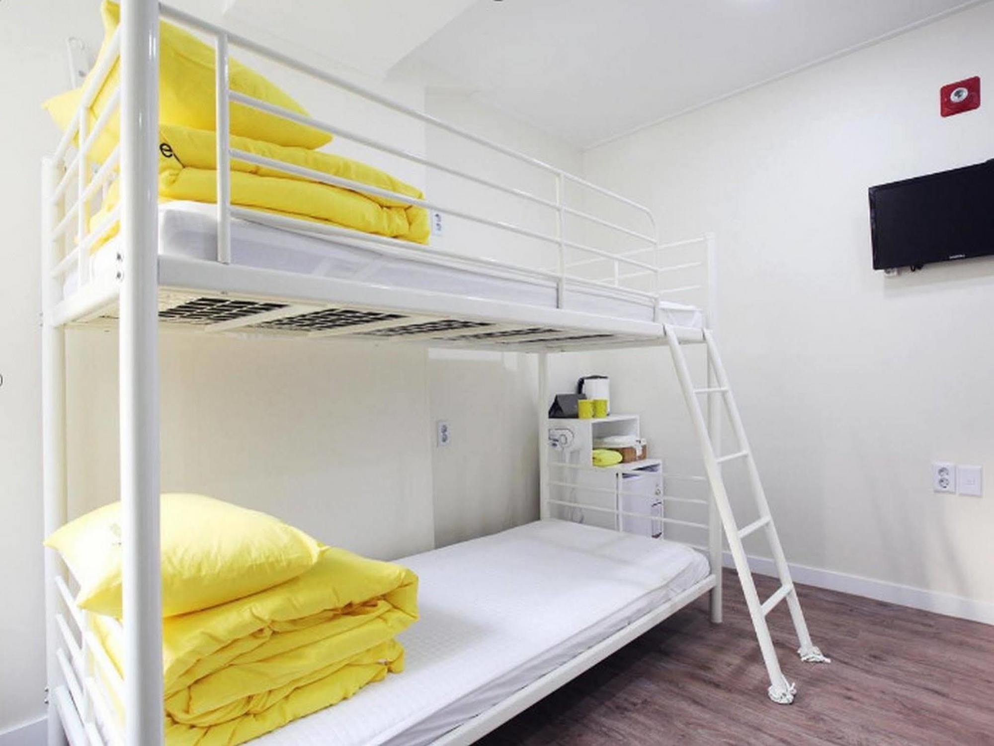 24 Guesthouse Myeongdong Avenue Seoul Exteriör bild