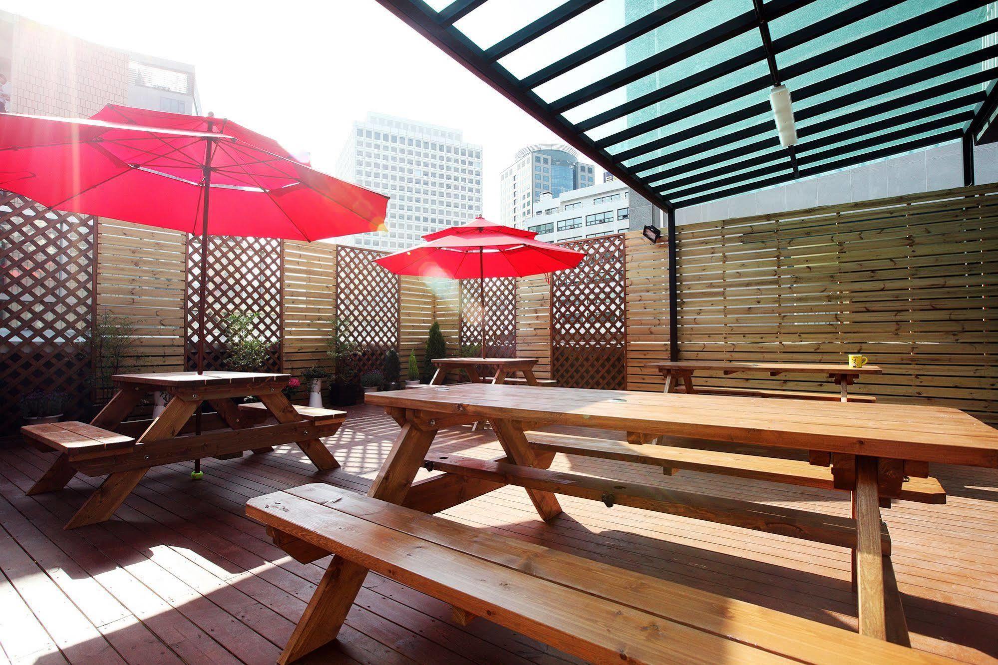24 Guesthouse Myeongdong Avenue Seoul Exteriör bild
